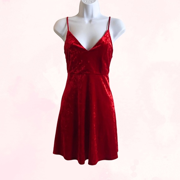 Red Velvet Dress - Picture 1 of 2